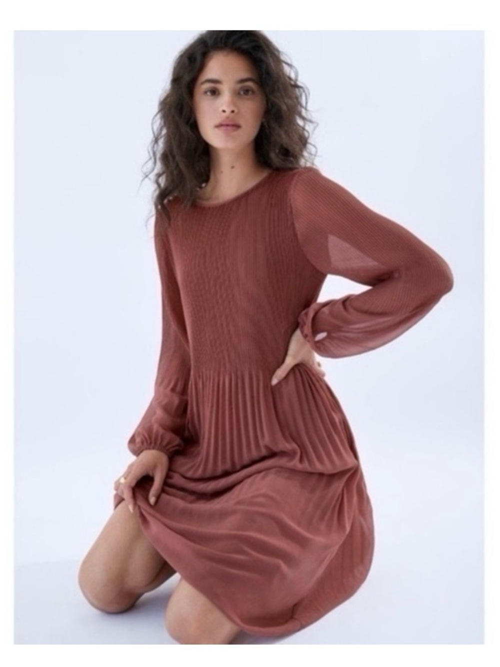 Aritzia Wilfred Daydreamer Dress in Maroon - Size Small